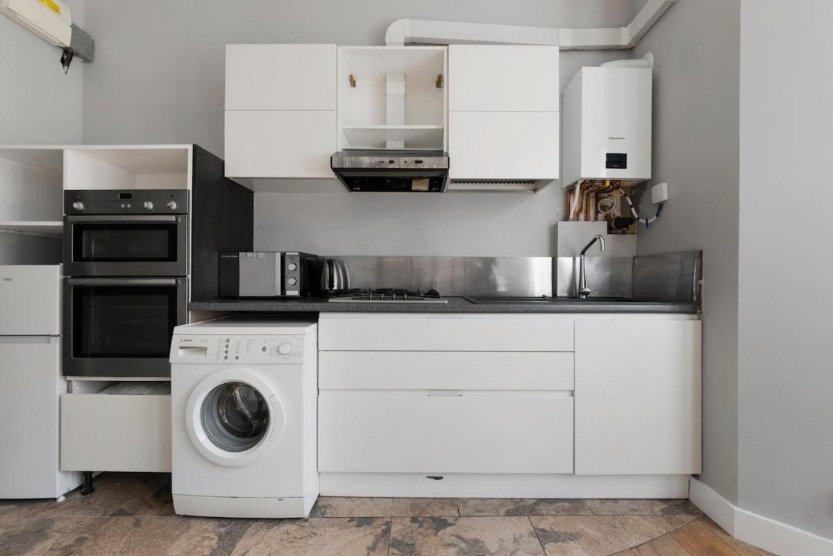 Apartamento Queens Park 1 Bed Sleeps 4 Ppl Ground Floor
