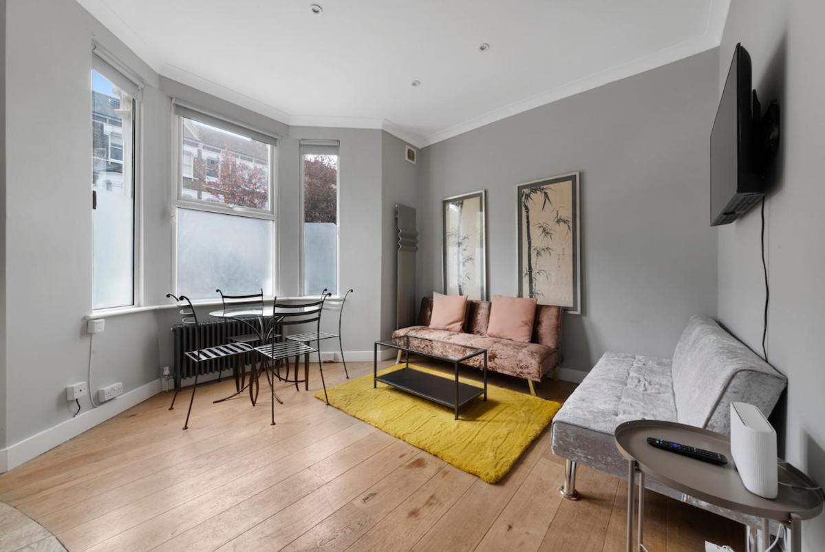 Apartamento Queens Park 1 Bed Sleeps 4 Ppl Ground Floor
